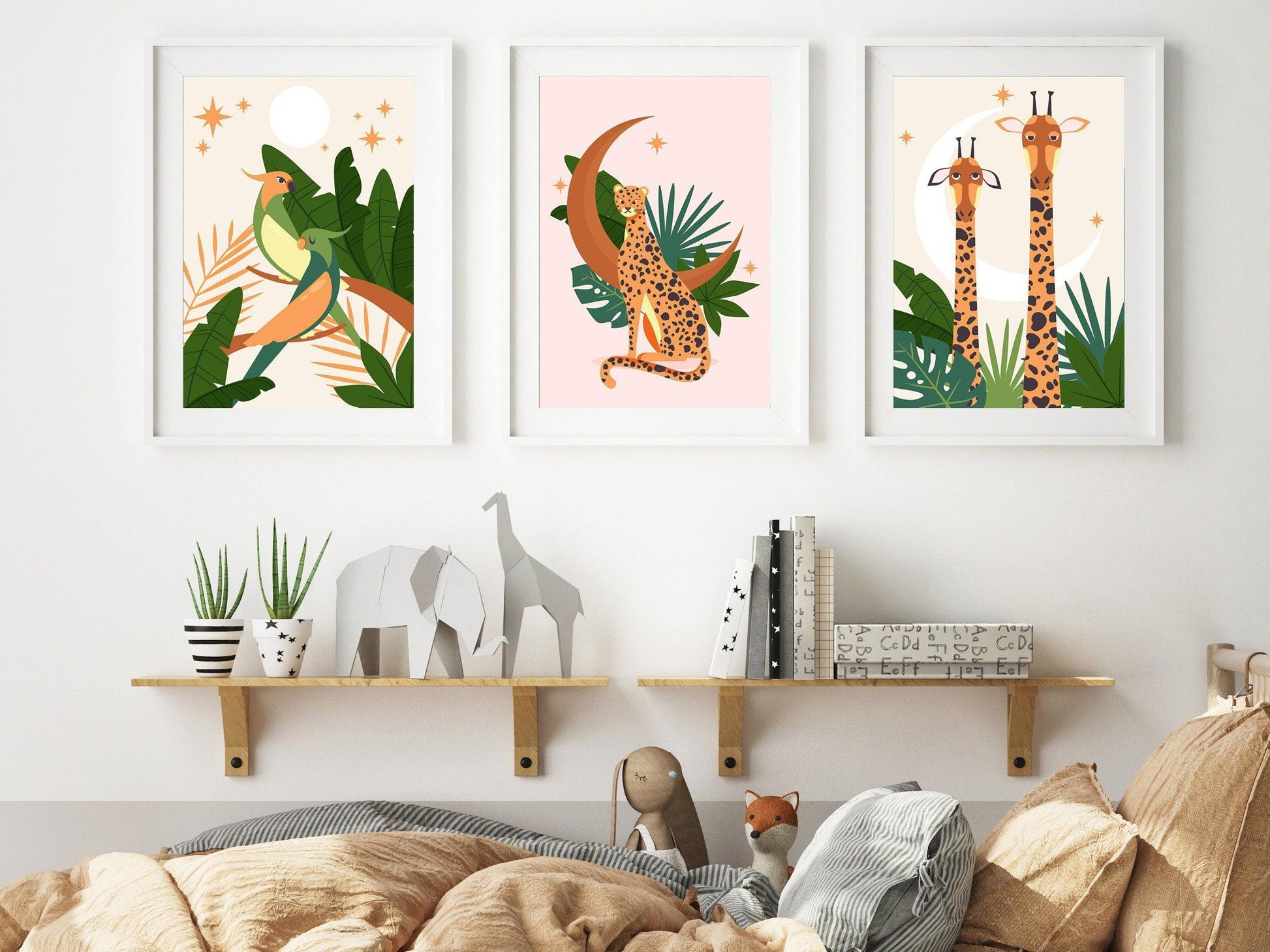 Affiche Léopard Éléphant Oiseau - A4 A3 - Décoration jungle savane - Posters design illustration safari - Deco salon chambre Affiche enfant - Imagine.affiche
