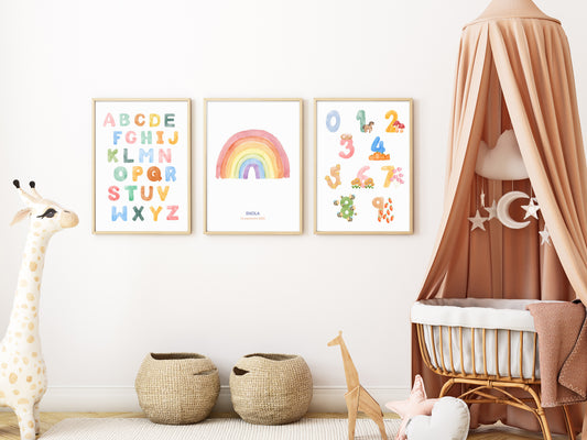 Triptyque Enchanteur pour Enfant - Abécédaire Coloré, Nombres & Arc-en-Ciel Personnalisé